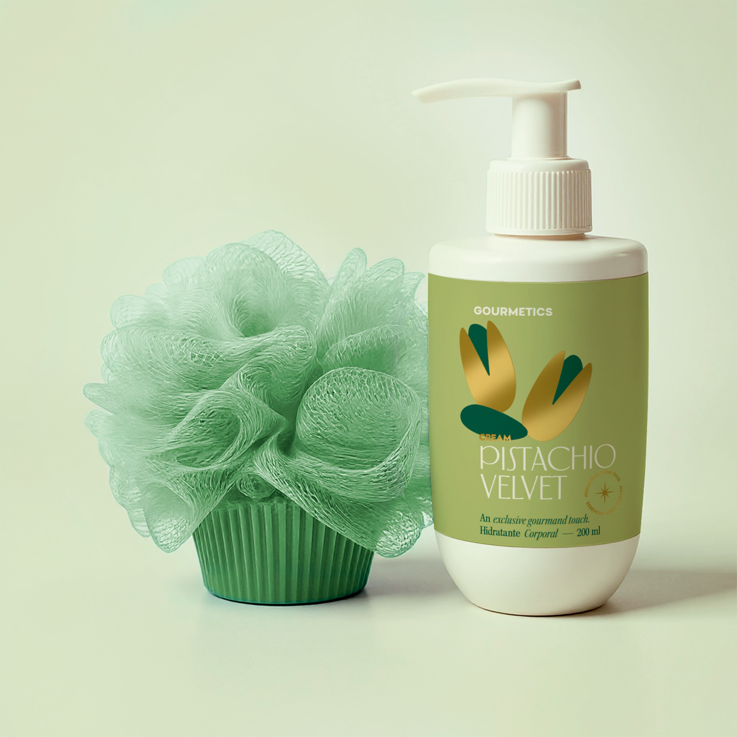 Pistachio Velvet Cupcake + Pistachio Velvet Cream